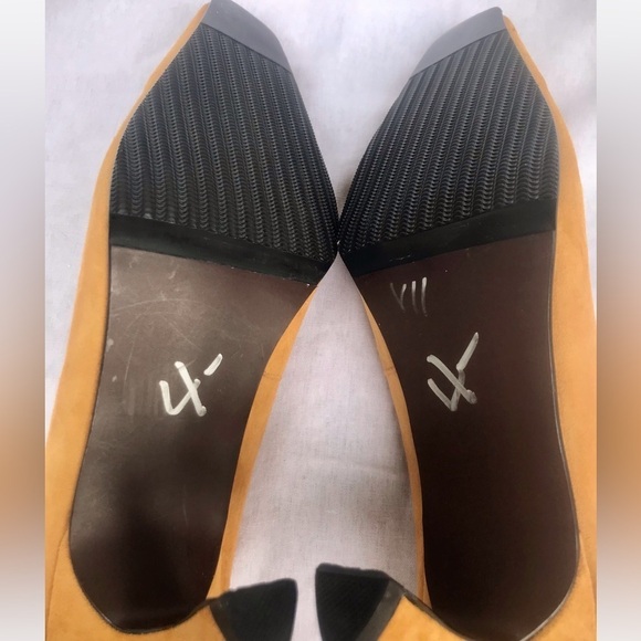 Vintage Velvet Buttercup Coup D’Etat Pumps - Picture 5 of 6